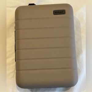 Away Mini Suitcase in Sand- NEW